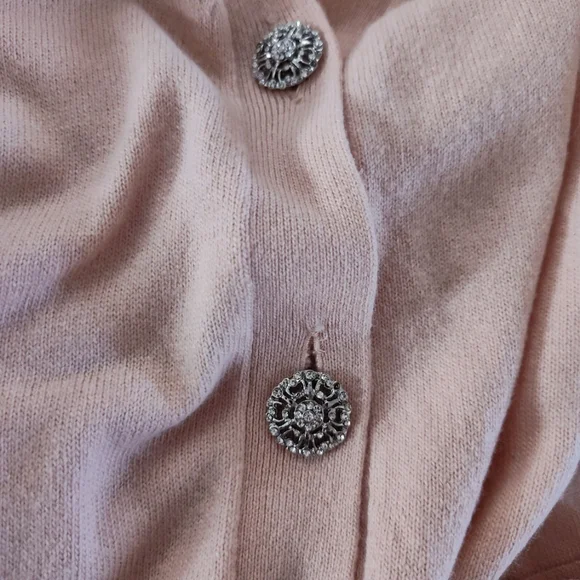Talbots Soft Peach Vintage Design Rhinestone Short Sleeve Sweater Size Medium - Picture 3 of 3